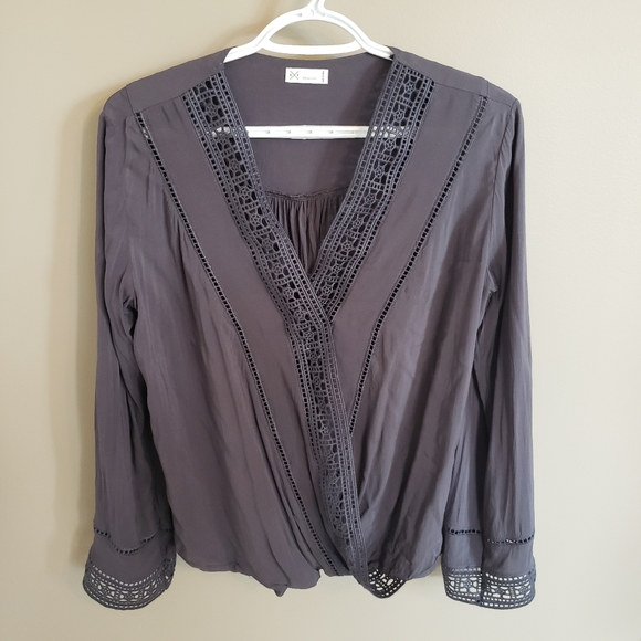 Boho Faux Wrap Top w/ crochet … - Picture 1 of 5